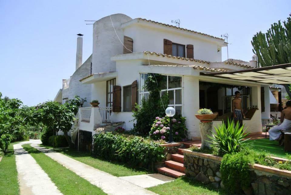 Villa Nicanda- 100 Mt Dal Mare- Giardino Porto Columbu - Perd'E Sali 외부 사진
