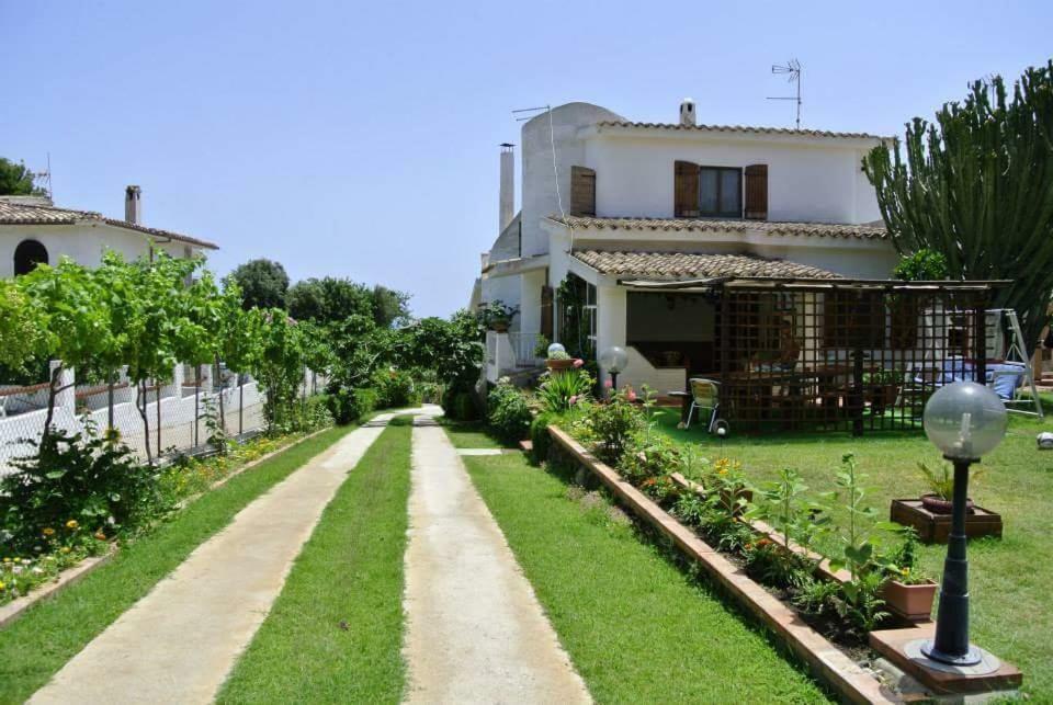 Villa Nicanda- 100 Mt Dal Mare- Giardino Porto Columbu - Perd'E Sali 외부 사진